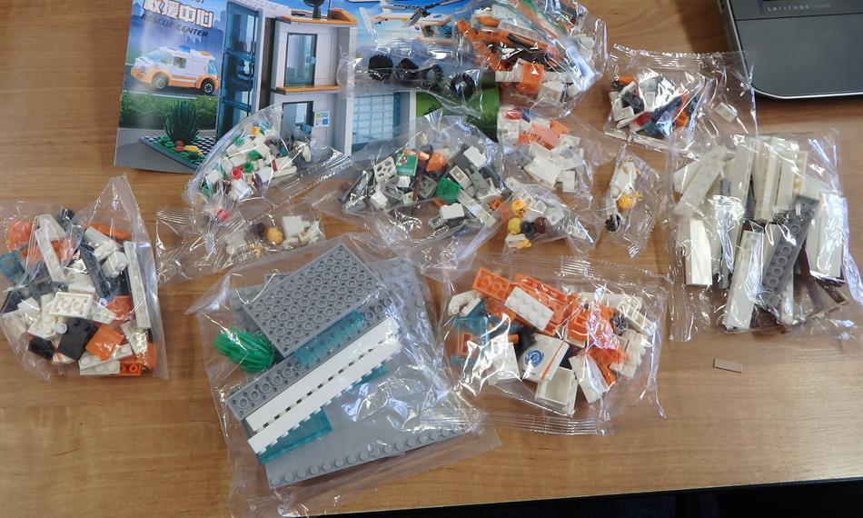 2016-8-17-1342foto 9 lego.jpg